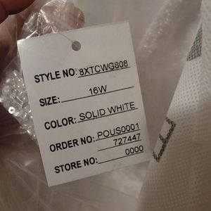 Beautiful wedding dress never worn